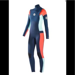 New with tags! Rip Curl Women's Wetsuit - Navy, Coral, and Aqua